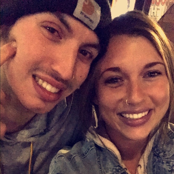 Meet your Posher, Miranda - Picture 3 of 5